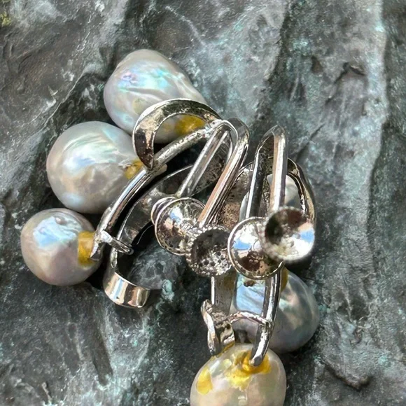 Vintage silver 925 mid century Japan 3 high luster Gray baroque Pearls Earrings